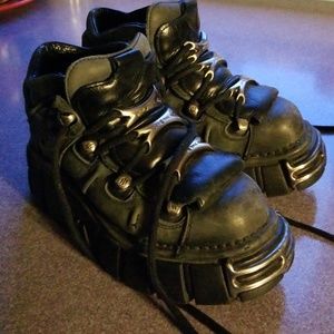 New Rock Goth ankle lace up boots, womens size 7